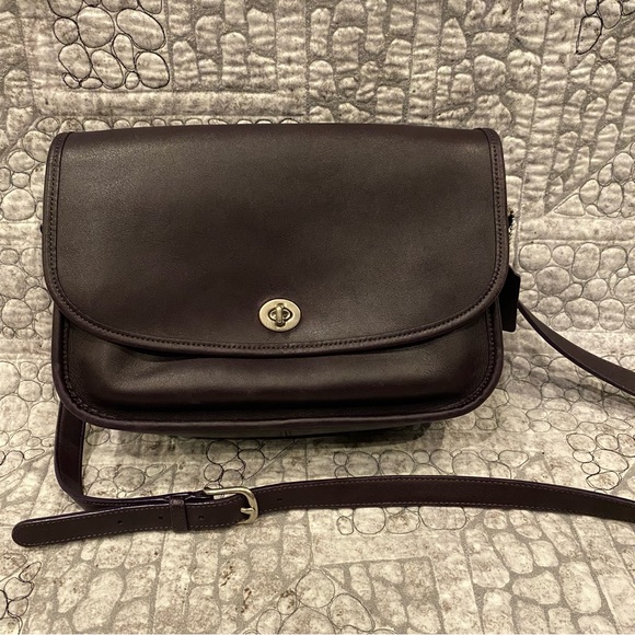 Coach Handbags - 💜Purple💜 Coach City Bag 2005 Vintage Style